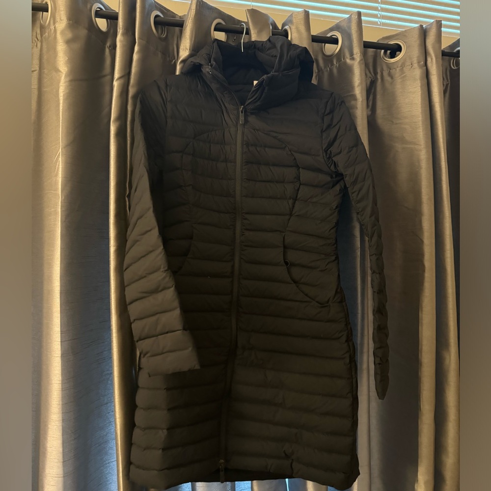 Lululemon light puffer long jacket